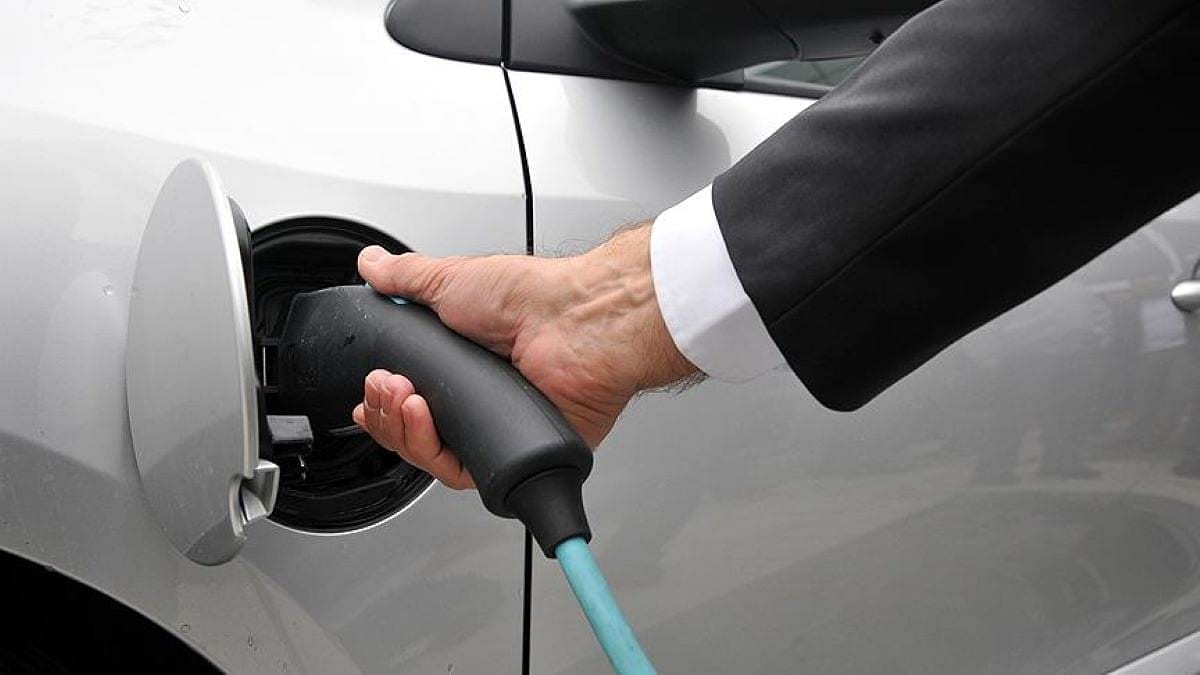 Elektrikli araç şarj istasyonları için ihale yapılacak