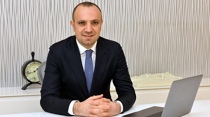 Yurtdışında fırsat kolluyor