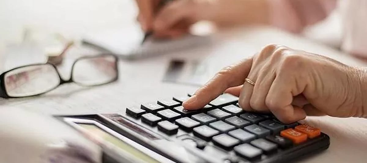 Ekonomi büyüyor vatandaş küçülüyor