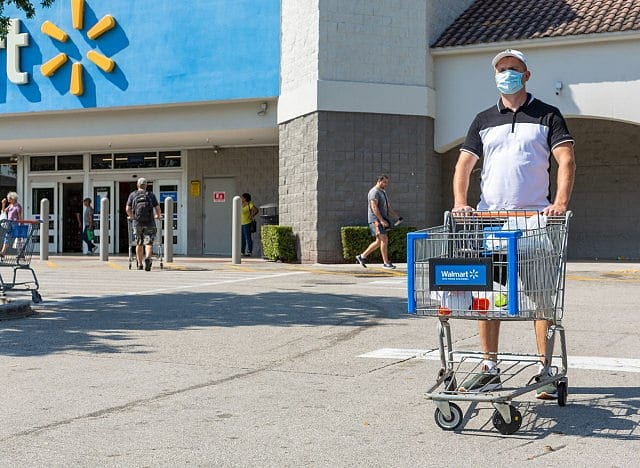 Walmart'ın internetten satışları ikiye katlandı