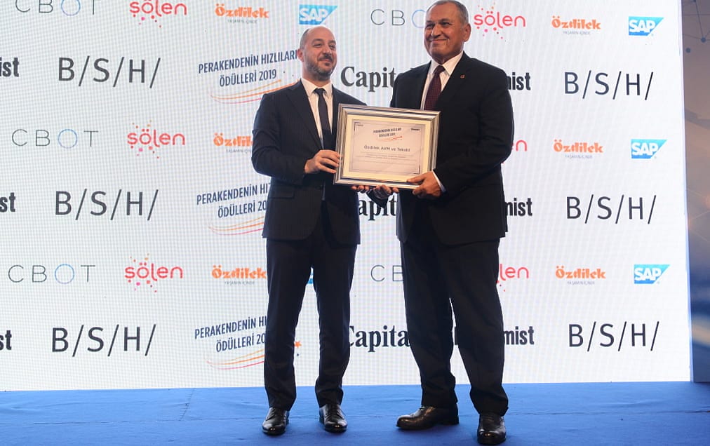 Perakendenin en iyileri ödüllerine kavuştu-5