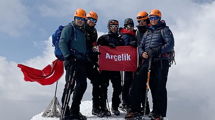 Ağrı Dağı'nın zirvesine nefes kesen yolculuk -0