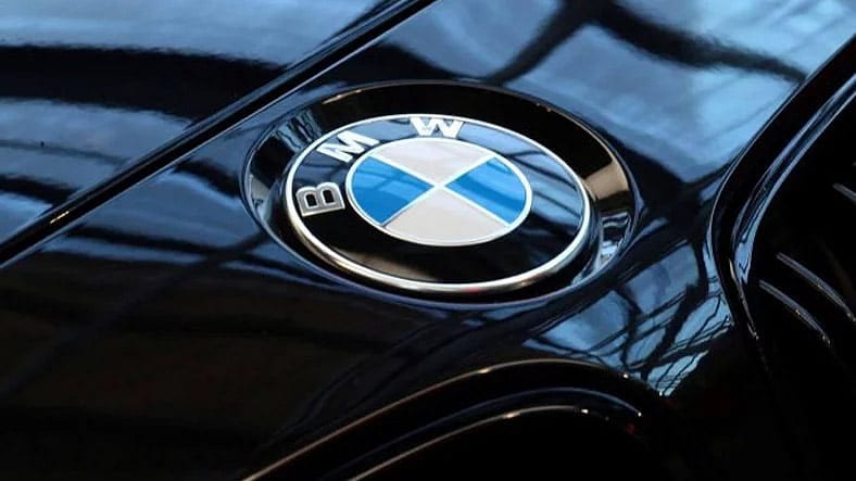 BMW'den 23 yıl sonra sürpriz değişiklik!-1