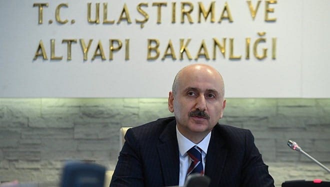 Bakan Karaismailoğlu'dan uçak bilet iadesine ilişkin açıklama