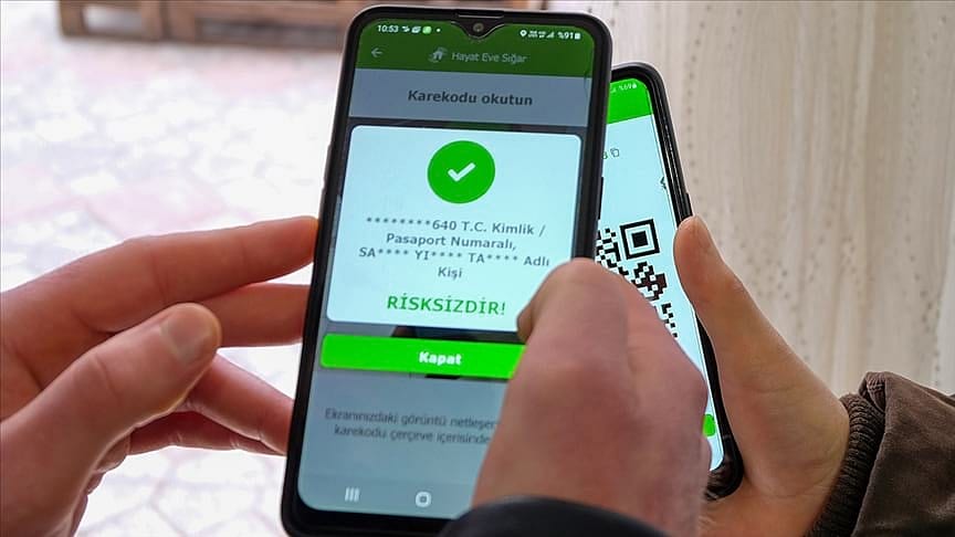 HES uygulaması güncellendi, AB uyumlu sağlık pasaportu butonu eklendi