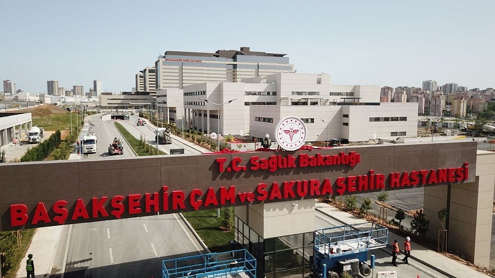 Başakşehir Çam ve Sakura Şehir Hastanesi açıldı-0