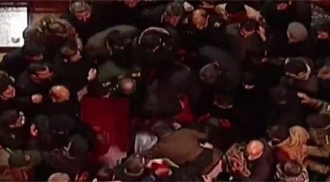 İran'ın ABD üslerine füze saldırısıyla ilgili neler biliyoruz?-2