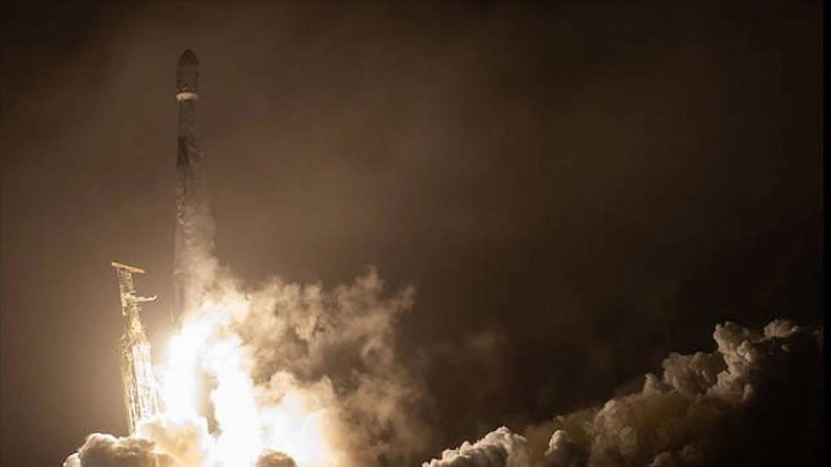 NASA'nın 'dünyayı felaketten koruma' projesi DART fırlatıldı: Astreoidi vuracak