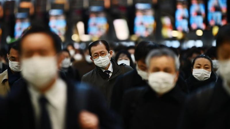 Japonya'da koronavirüse karşı rekor ek bütçe yasalaştı
