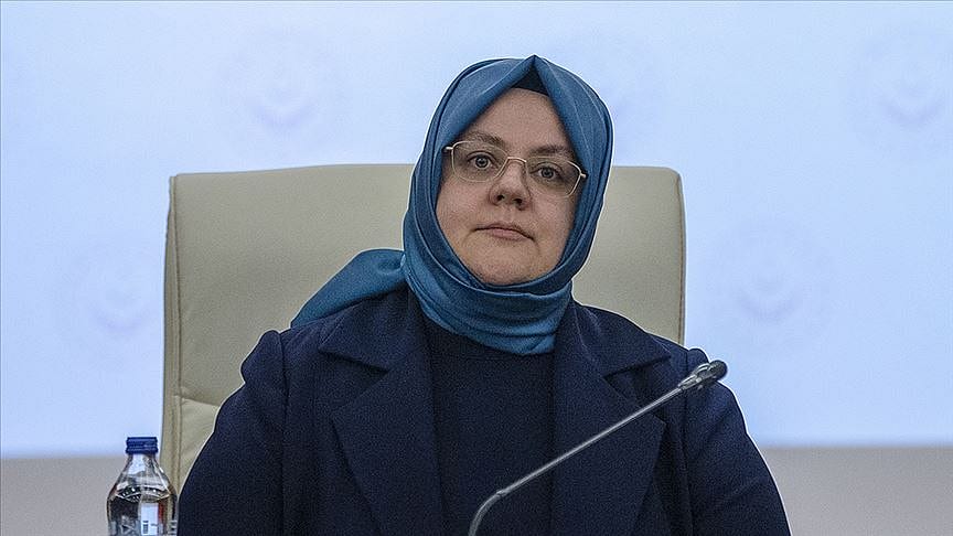 Bakan kısa çalışma ödeneğiyle ilgili detayları paylaştı