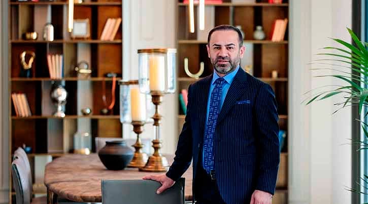 İzmirli Folkart, İstanbul'da