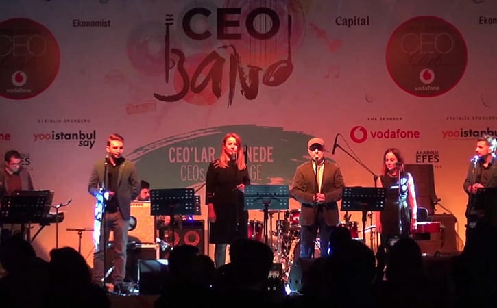 Nusret Apaydın CEO Band Sahnesinde