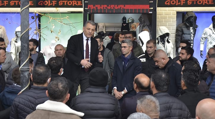 Esnaf ile ünlü markaların avukatları arasında 'taklit ürün' gerginliği