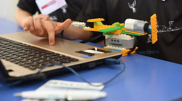 Netaş’tan 23 Nisan'ın 100. yılına özel 100 çocuğa online STEM eğitimi