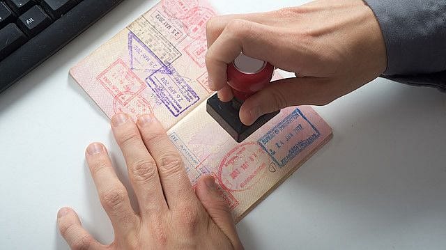 Resmi Gazete'da yayımlandı: Bir ülkeyle daha vizeler kalktı