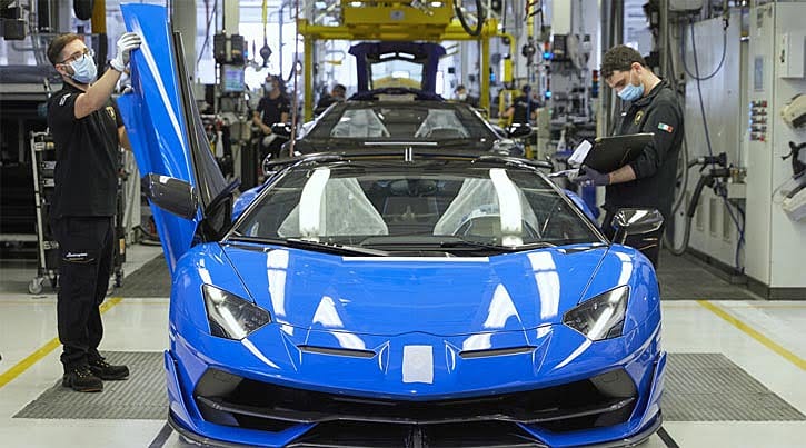 Koronavirüs kredisiyle Lamborghini aldı, 70 yıl hapsi isteniyor
