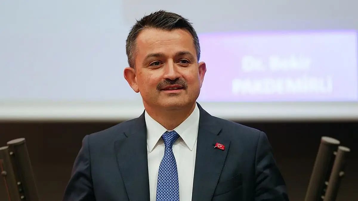 Bakan Pakdemirli'den merak uyandıran paylaşım: Yaşadığına dair kanıtlar elimizde