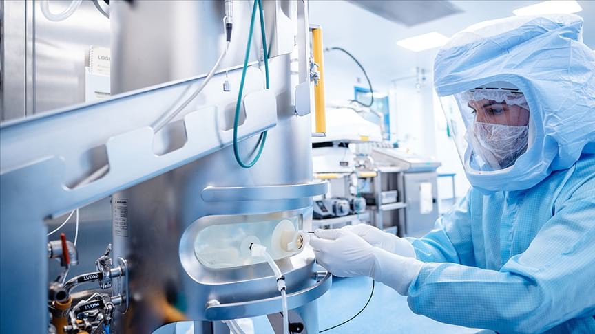 BioNTech Almanya'da aşı üretimine başladı