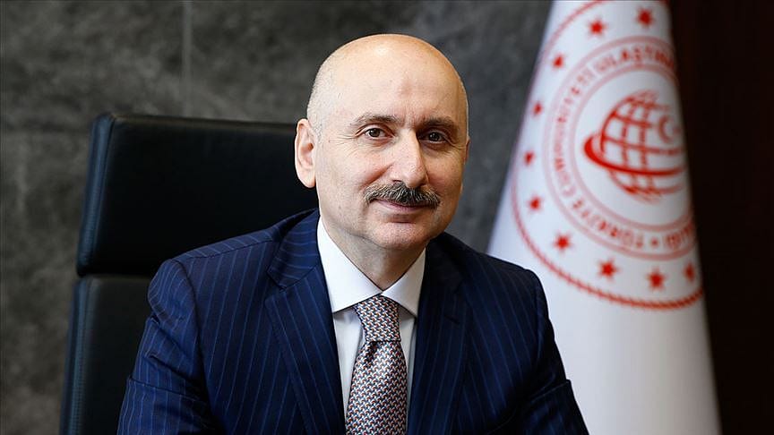 Bakan Karaismailoğlu'ndan yurtdışı uçuşlarla ilgili açıklama