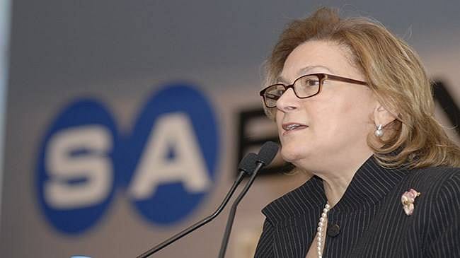 Sabancı Holding'ten 10 ton yeni nesil dezenfektan bağışı