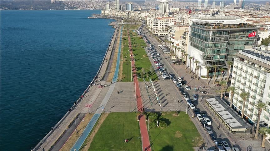 Ankara ve İzmir'de yeni koronavirüs kararları