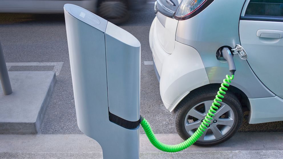 Avustralya'da elektrikli araçlara kilometre başı vergi