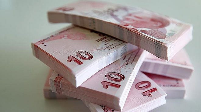 Yeni 10 TL'ler tedavüle veriliyor