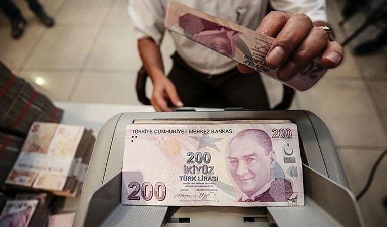 7 bankadan çalışma saatlerine korona ayarı