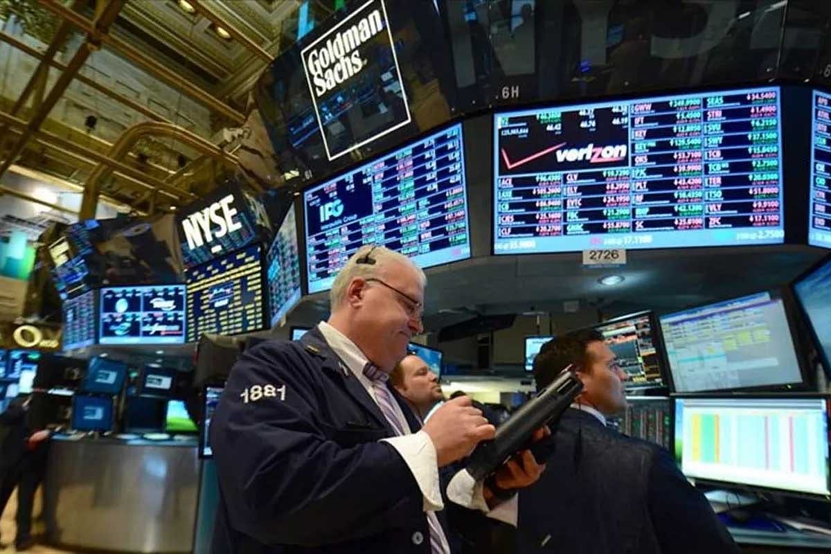New York borsası Powell'ın konuşması öncesi yükselişle açıldı