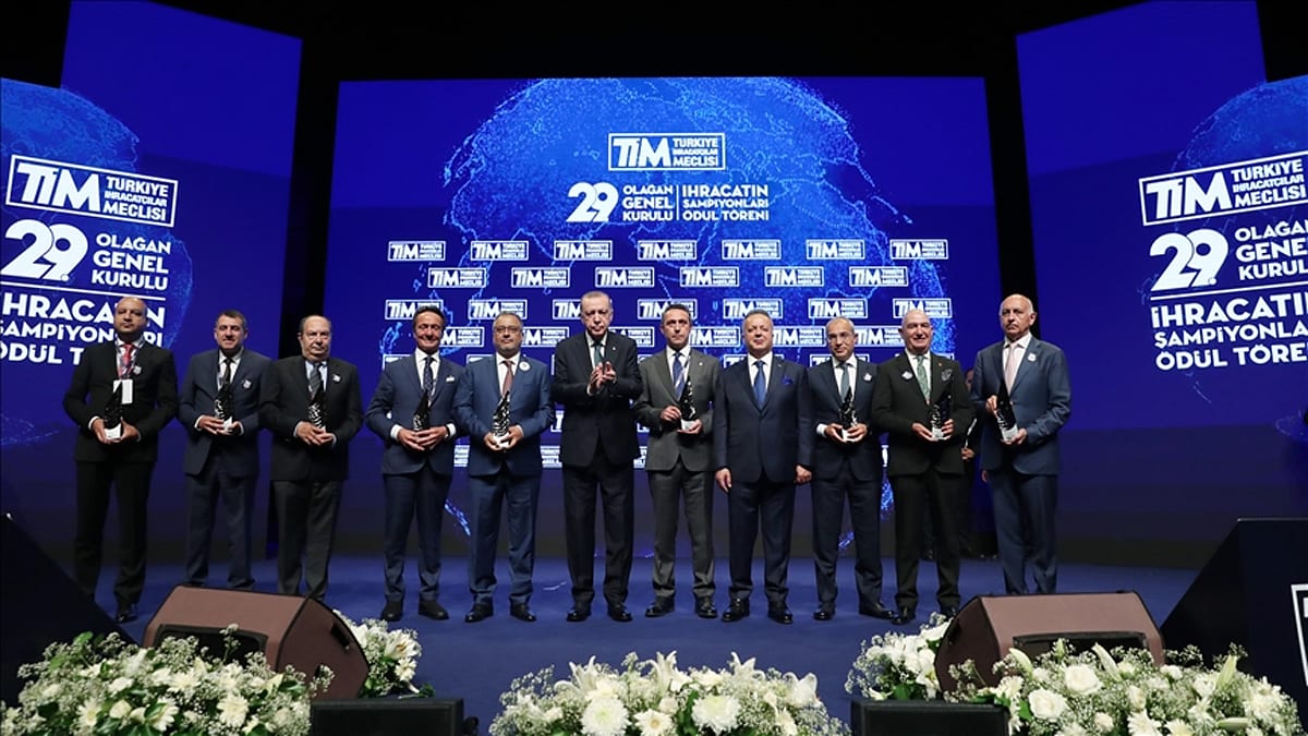 2021 yılında en yüksek ihracat yapan ilk 10 firma