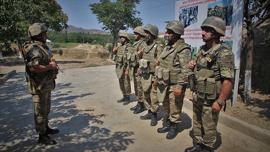 Azerbaycan'da kısmi seferberlik ilan edildi