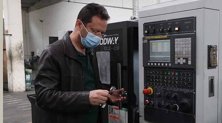 Niğde'de üretip otomobil devlerine ihraç ediyor-0