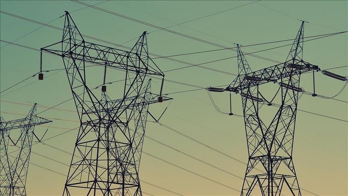 Elektrikte gün öncesi ve dengeleme güç piyasasında azami fiyat yükseltildi
