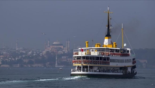 İstanbul'da vapurlar günde 6 saat 5 kuruş oluyor