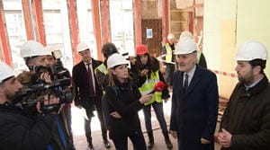 Denize doğru kayan 113 yıllık han askıya alındı-0