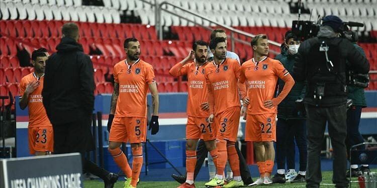 Dünya basını Başakşehir maçında yaşananlar için hangi yorumları yaptı?-4