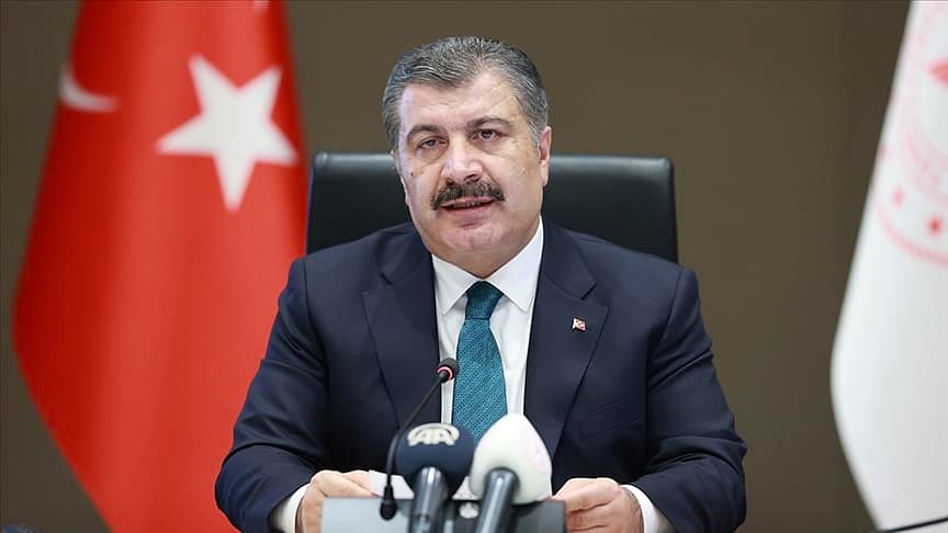 18 yaş üstüne aşılama başlıyor... 18 yaş altı aşı olacak mı?