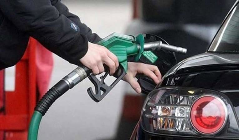 Akaryakıtta tavan fiyat uygulaması 81 ilde başladı