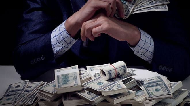 Dünyanın en zengin 10 insanının serveti Kovid-19'a rağmen 76 milyar dolar arttı