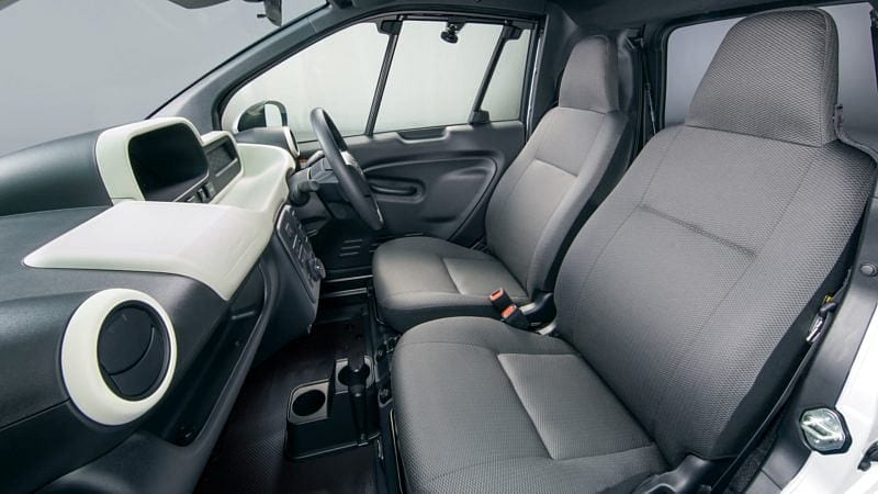 Toyota sınırlı sayıda ürettiği C+pod'u satışa sundu-0