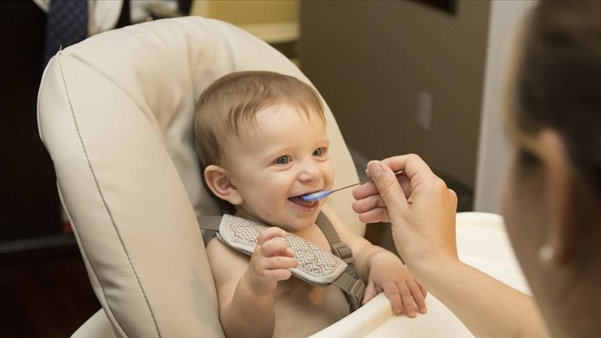 Organik etiketliler dahil birçok bebek mamasında kimyasal maddelere rastlandı