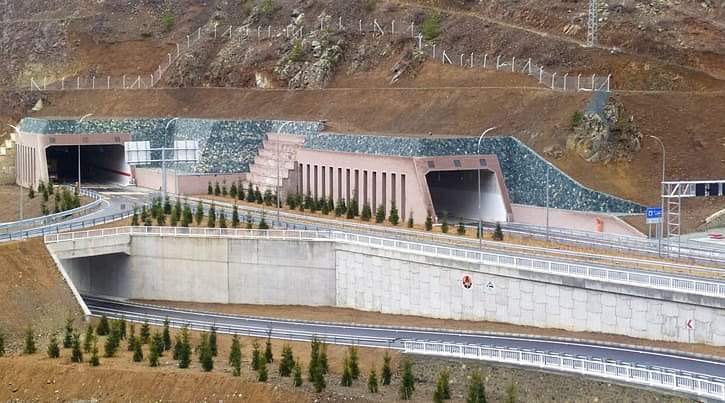 Kürtün Ayrım Kavşağı ve Tüneli yarın açılıyor-0