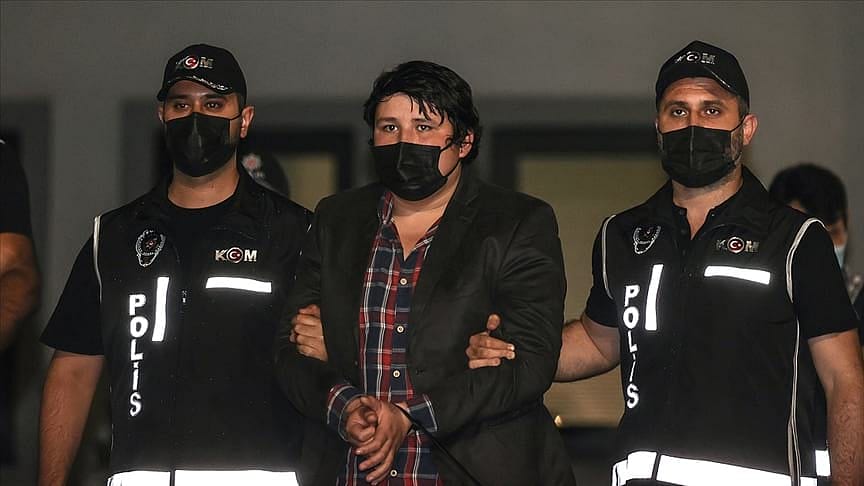 'Çiftlik Bank' sanığı Mehmet Aydın'ın emniyetteki işlemleri sürüyor