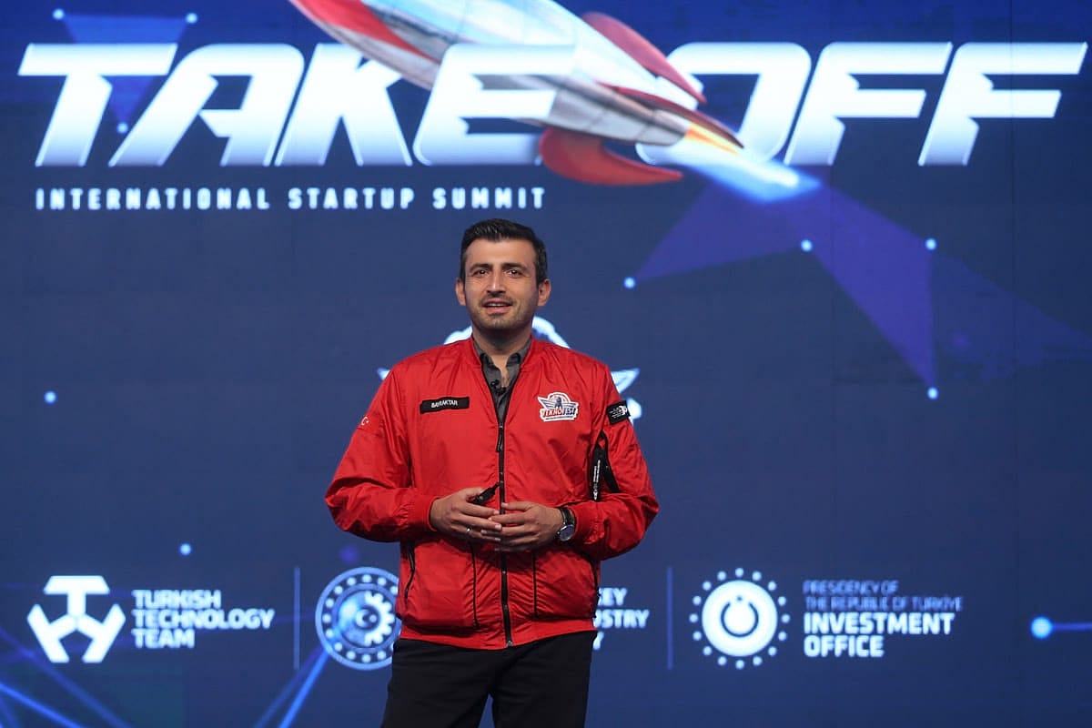 Bayraktar TB3 ilk uçuşunu 2022'de yapacak