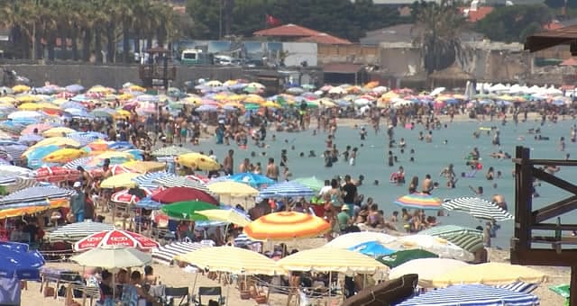 Bilim Kurulu üyesi Prof. Dr. İlhan'dan tatilcilere önemli çağrı