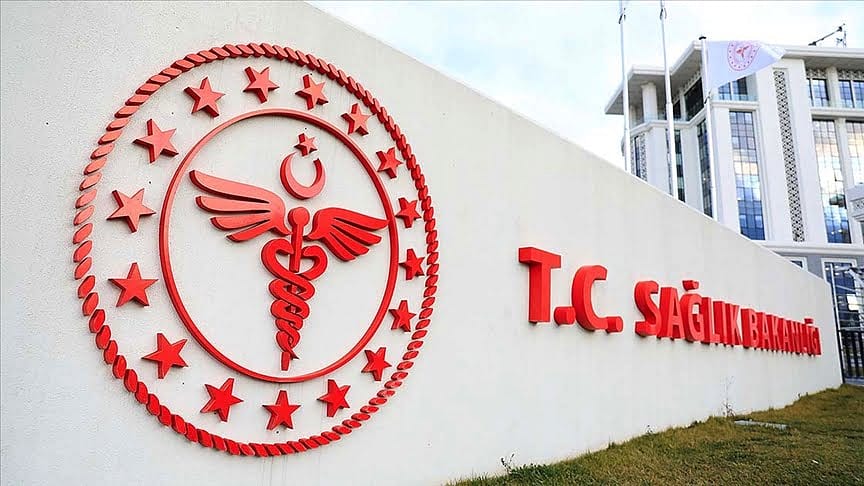 Sağlık Bakanlığı duyurdu: Karantina süresi değişti