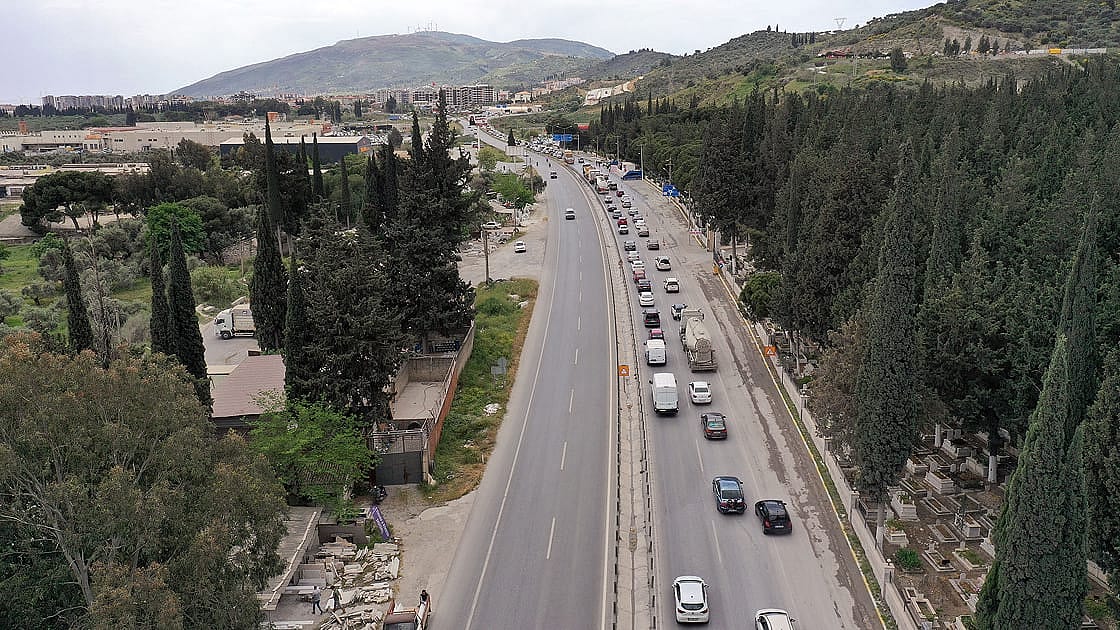 Tam kapanma öncesi dört ilçeye akın-1