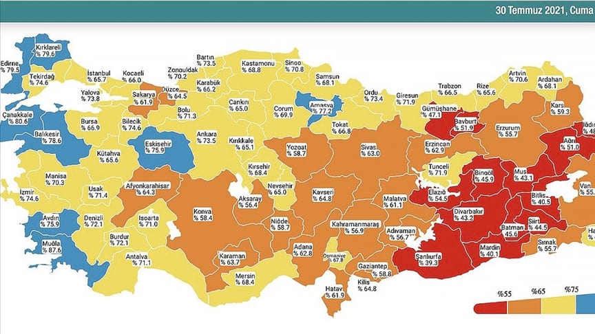 Bakan Koca, haritada rengi değişen illeri paylaştı