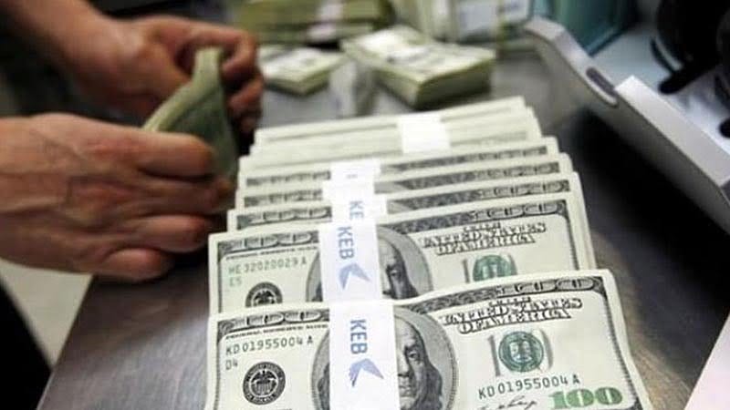 Cari denge 2.8 milyar dolar açık verdi