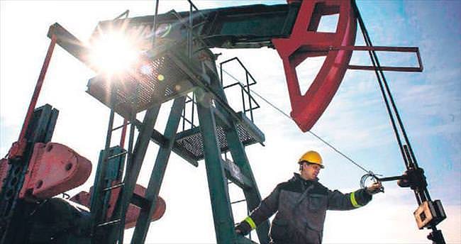 Petrol devlerinin geliri üçüncü çeyrekte 150 milyar dolar azaldı